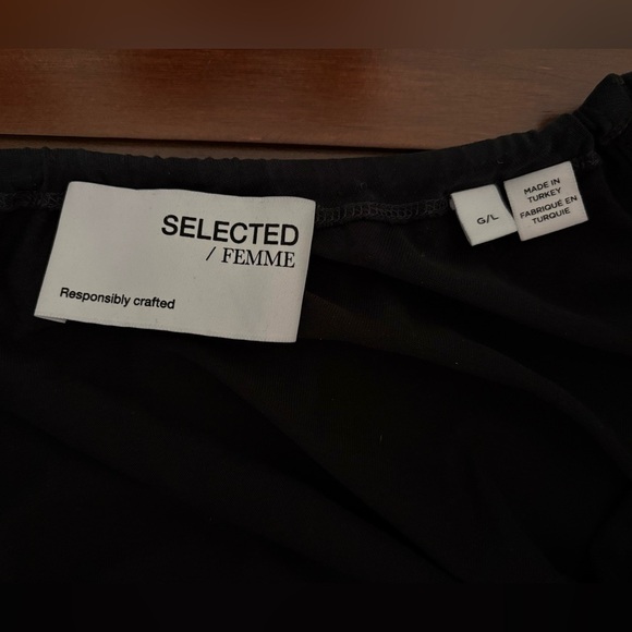 Black Maxi Slip Dress with Spaghetti Straps - Picture 4 of 5